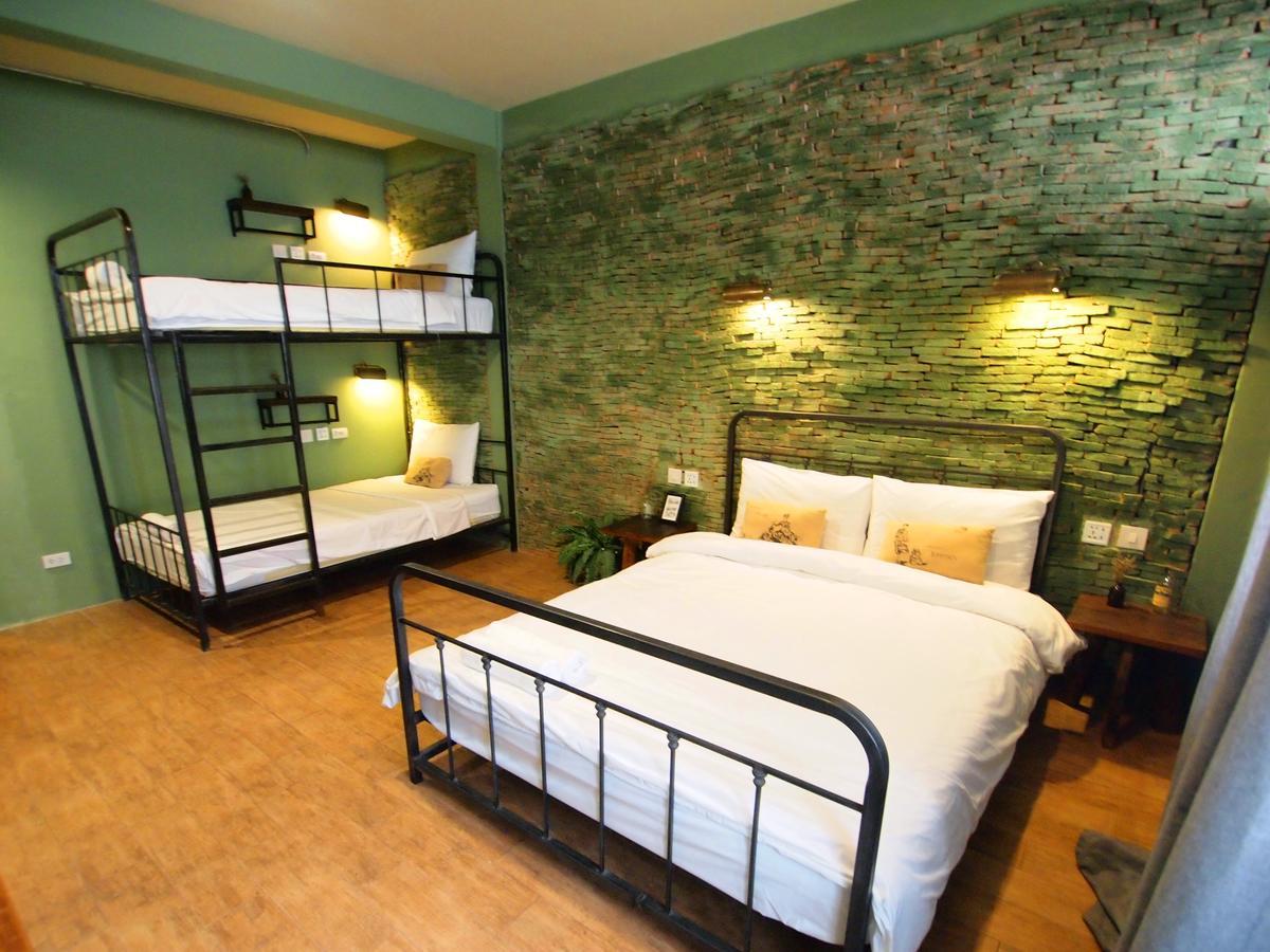 Niras Bankoc Hostel Бангкок Екстер'єр фото