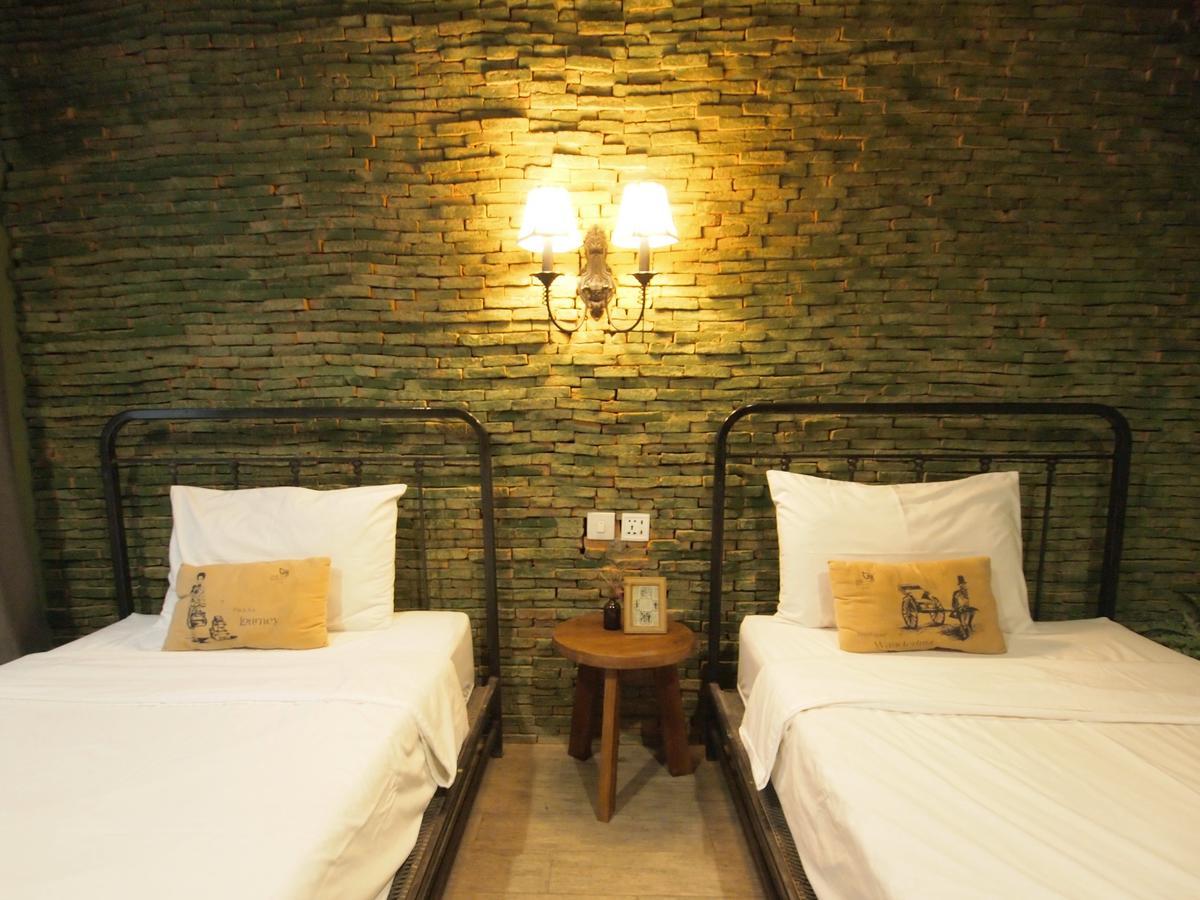 Niras Bankoc Hostel Бангкок Екстер'єр фото