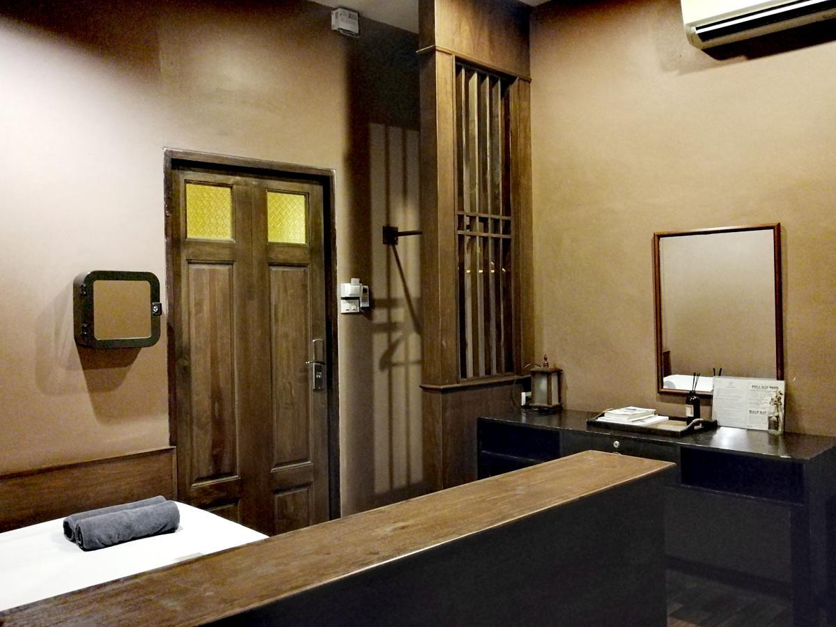 Niras Bankoc Hostel Бангкок Екстер'єр фото