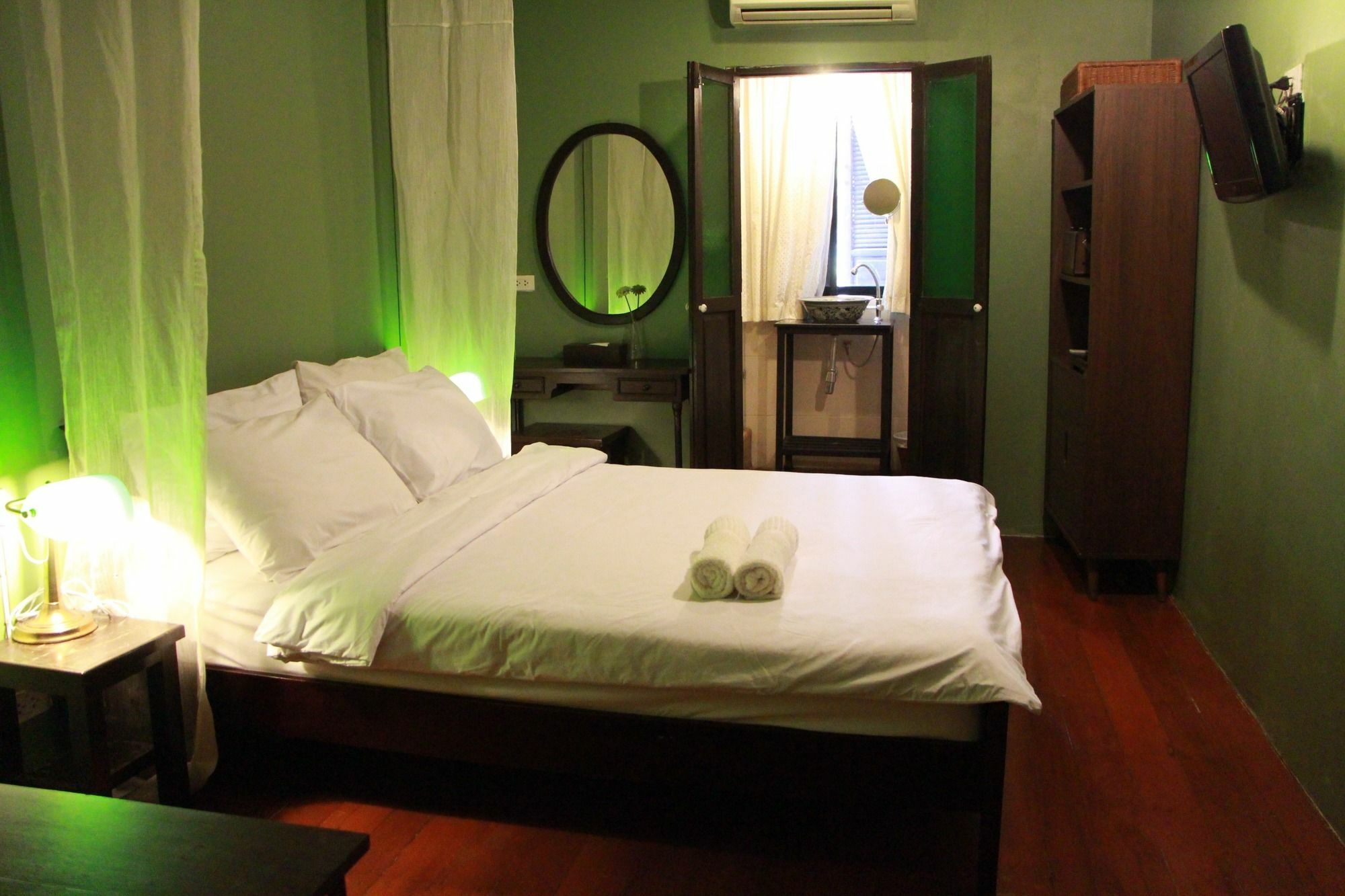 Niras Bankoc Hostel Бангкок Екстер'єр фото